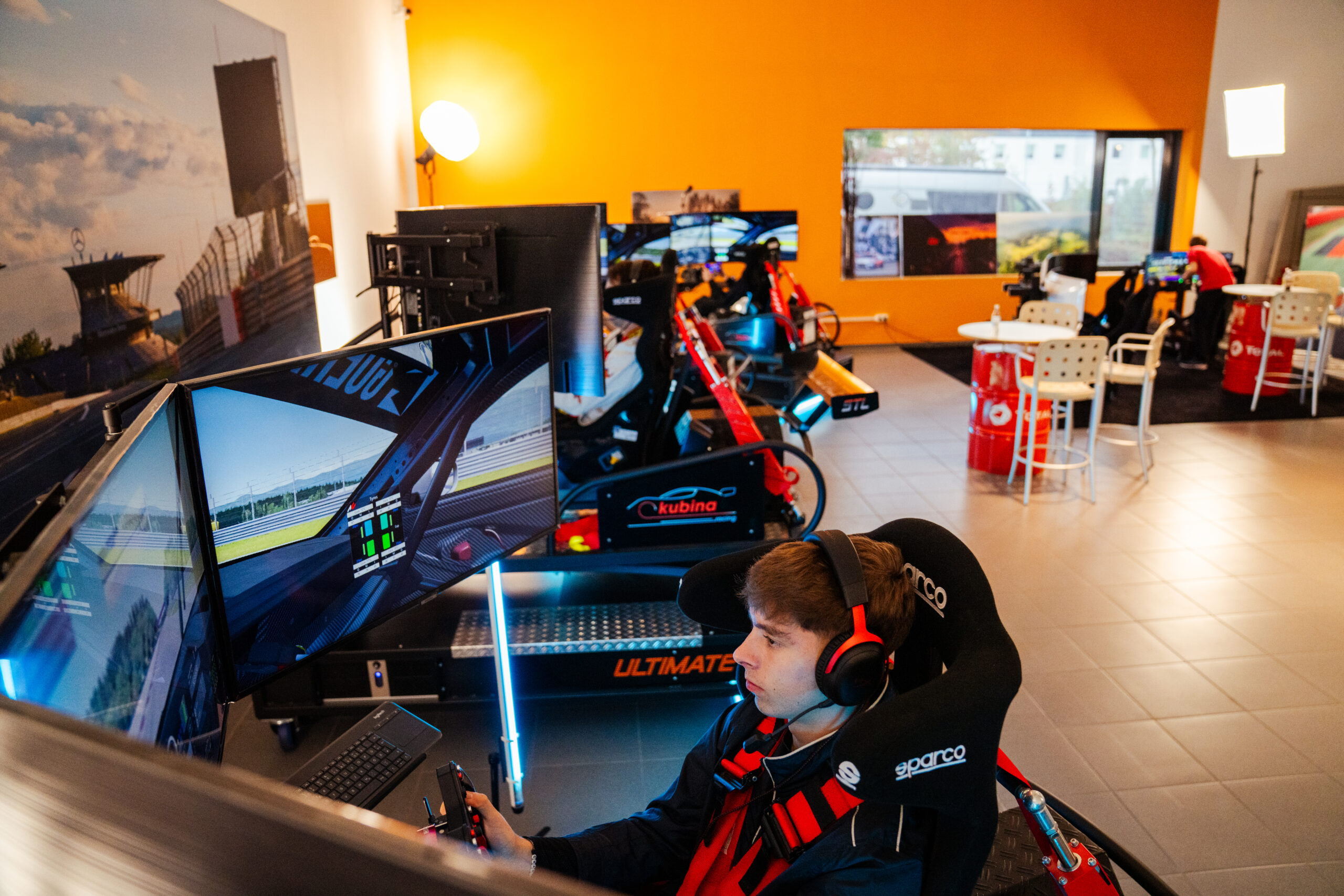 251021_KubinaRacingCenter_Shoot2_pics-12